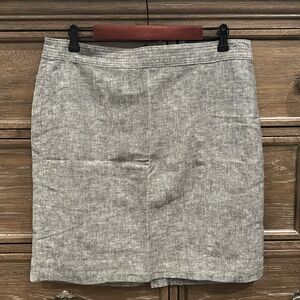 Banana Republic size 14 lined linen skirt. Chambray